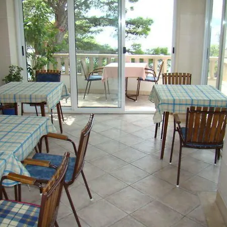 Ursic Apartment *