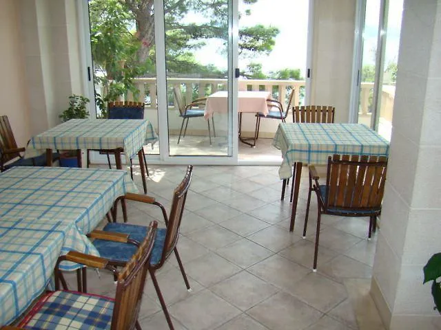 Ursic Apartment *